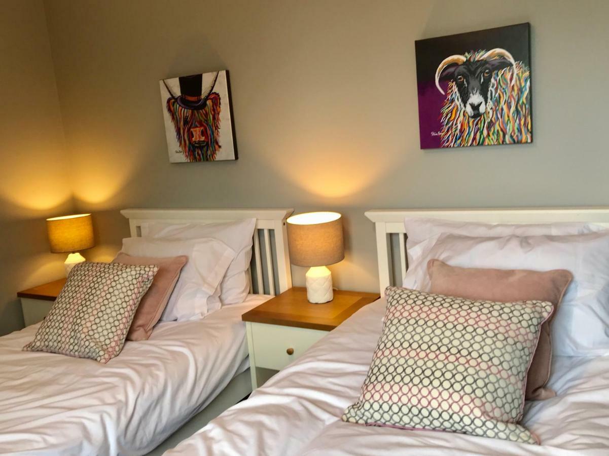 Hunters Lodge Exeter, Free Parking, Country Views, Great Wi-Fi, Large Garden Poltimore 외부 사진