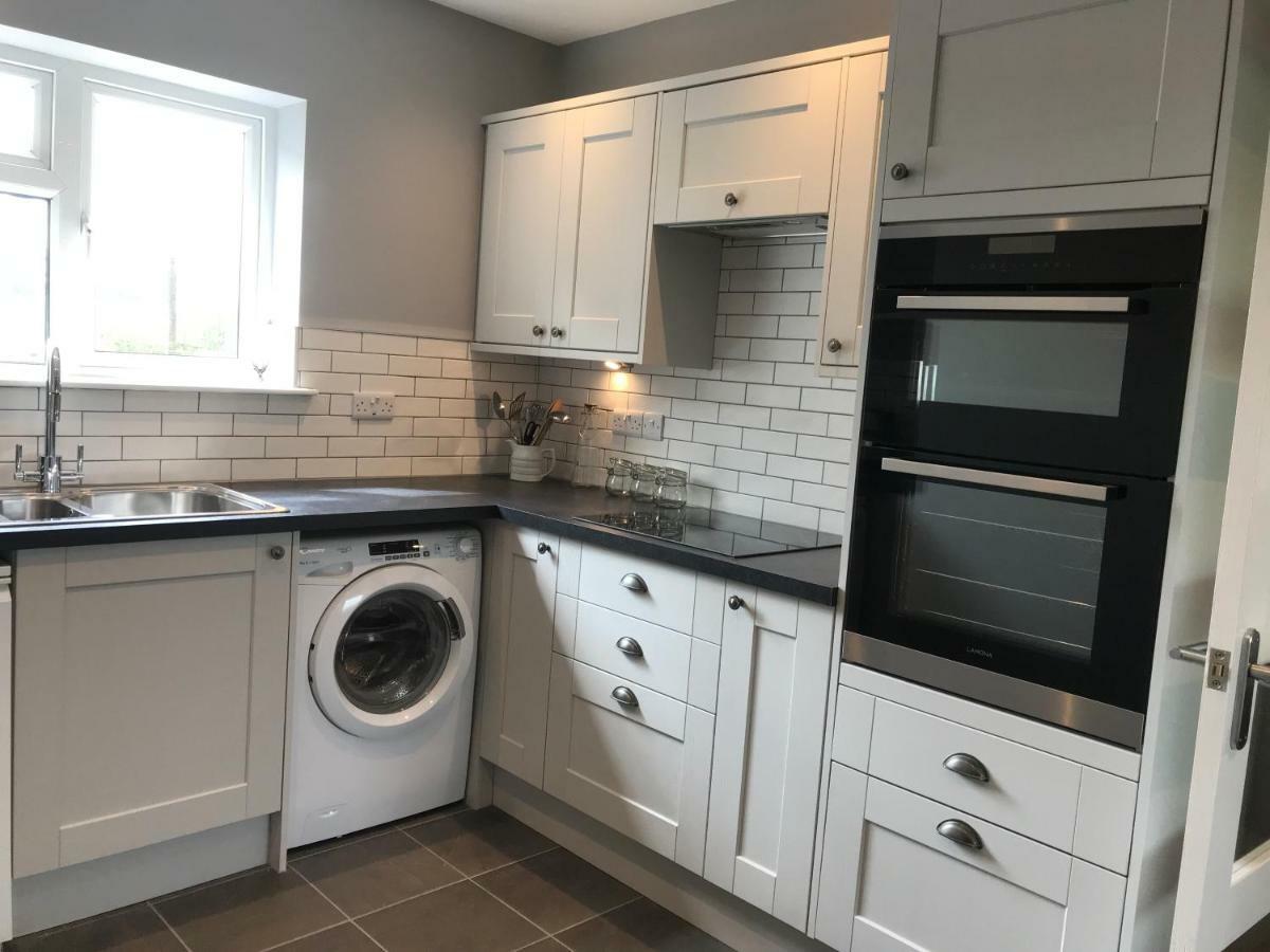 Hunters Lodge Exeter, Free Parking, Country Views, Great Wi-Fi, Large Garden Poltimore 외부 사진