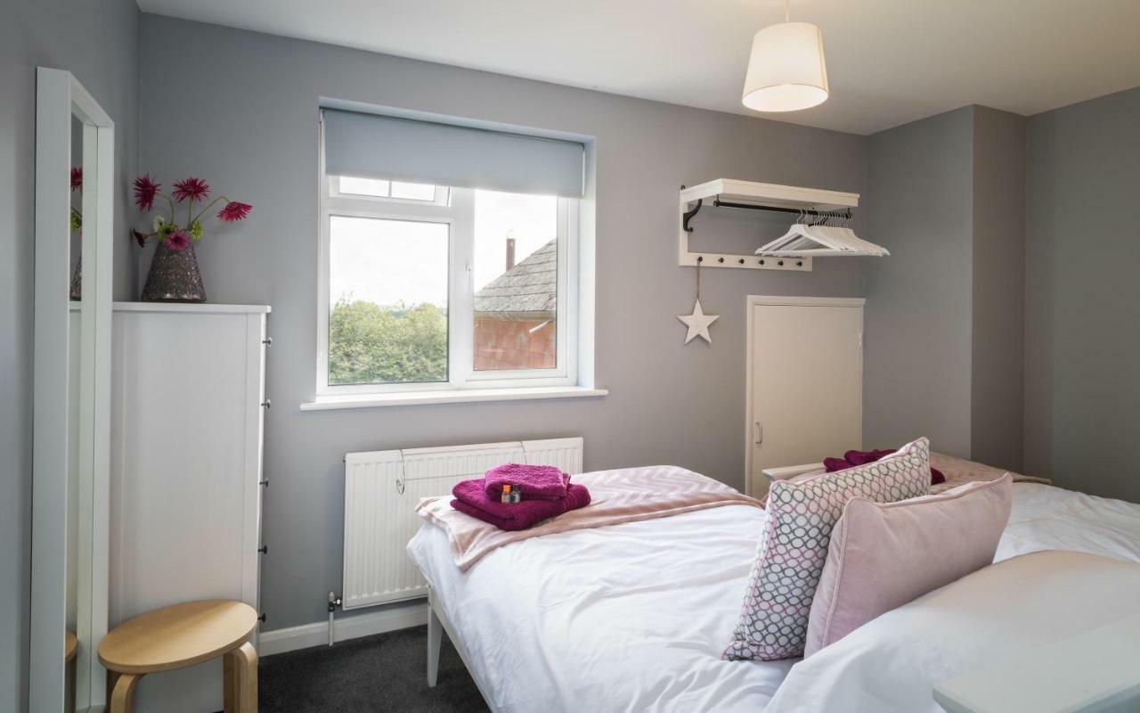 Hunters Lodge Exeter, Free Parking, Country Views, Great Wi-Fi, Large Garden Poltimore 외부 사진