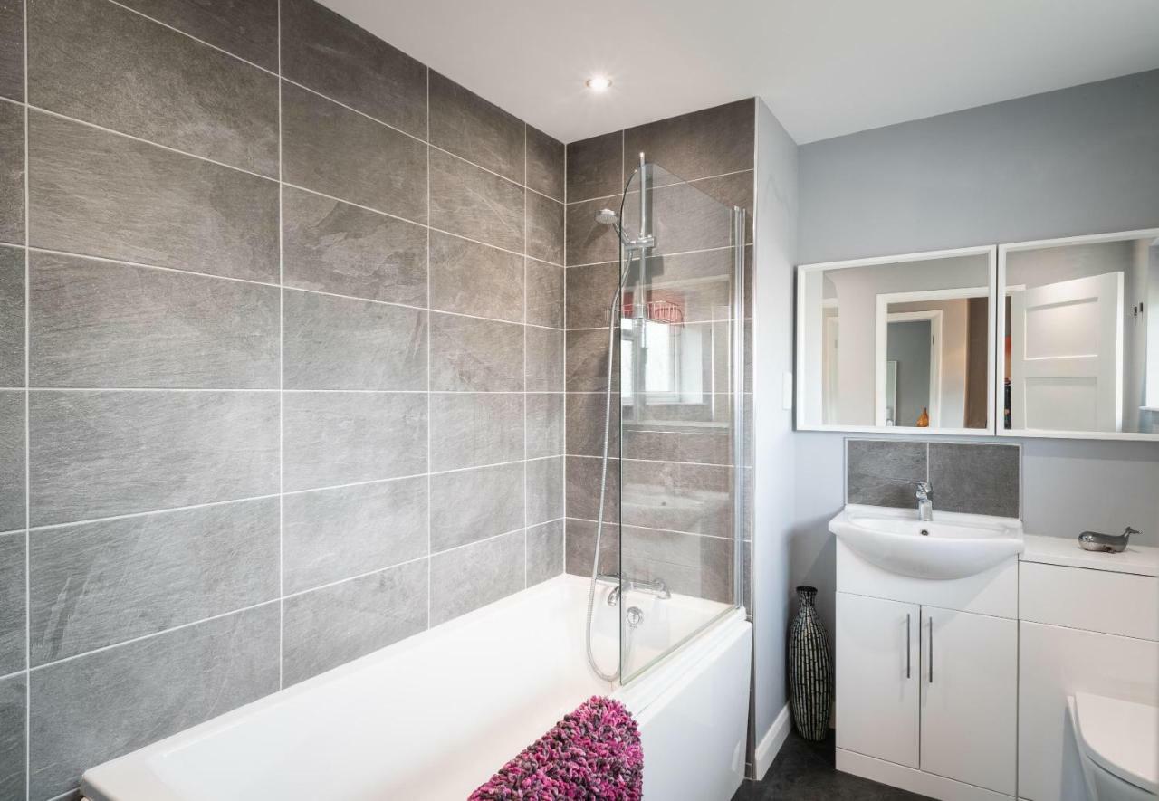 Hunters Lodge Exeter, Free Parking, Country Views, Great Wi-Fi, Large Garden Poltimore 외부 사진