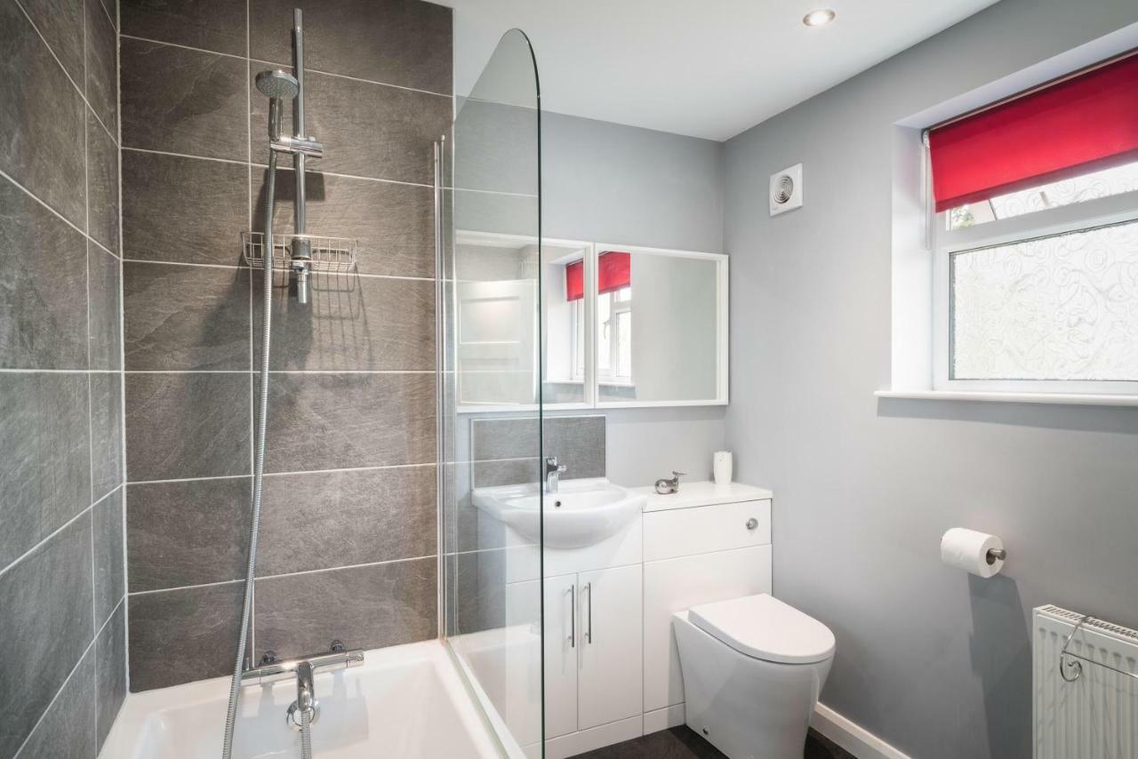 Hunters Lodge Exeter, Free Parking, Country Views, Great Wi-Fi, Large Garden Poltimore 외부 사진
