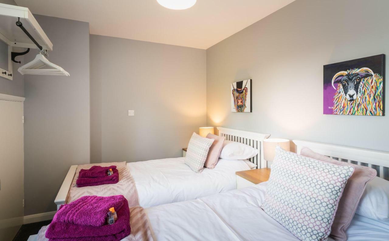 Hunters Lodge Exeter, Free Parking, Country Views, Great Wi-Fi, Large Garden Poltimore 외부 사진