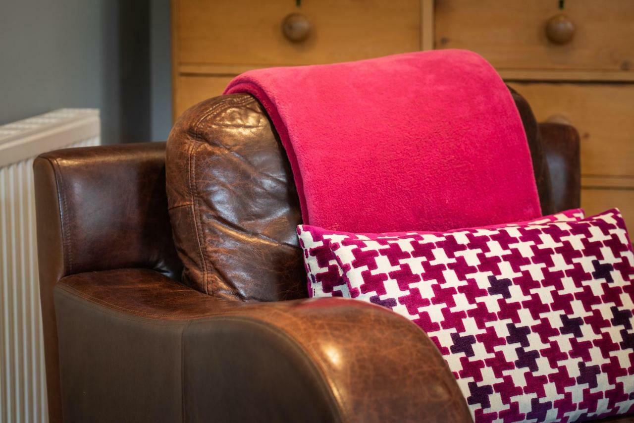 Hunters Lodge Exeter, Free Parking, Country Views, Great Wi-Fi, Large Garden Poltimore 외부 사진